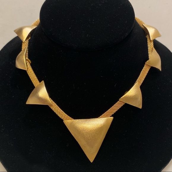 Vintage Robin Kahn Abstract Gold Necklace - Picture 7 of 15